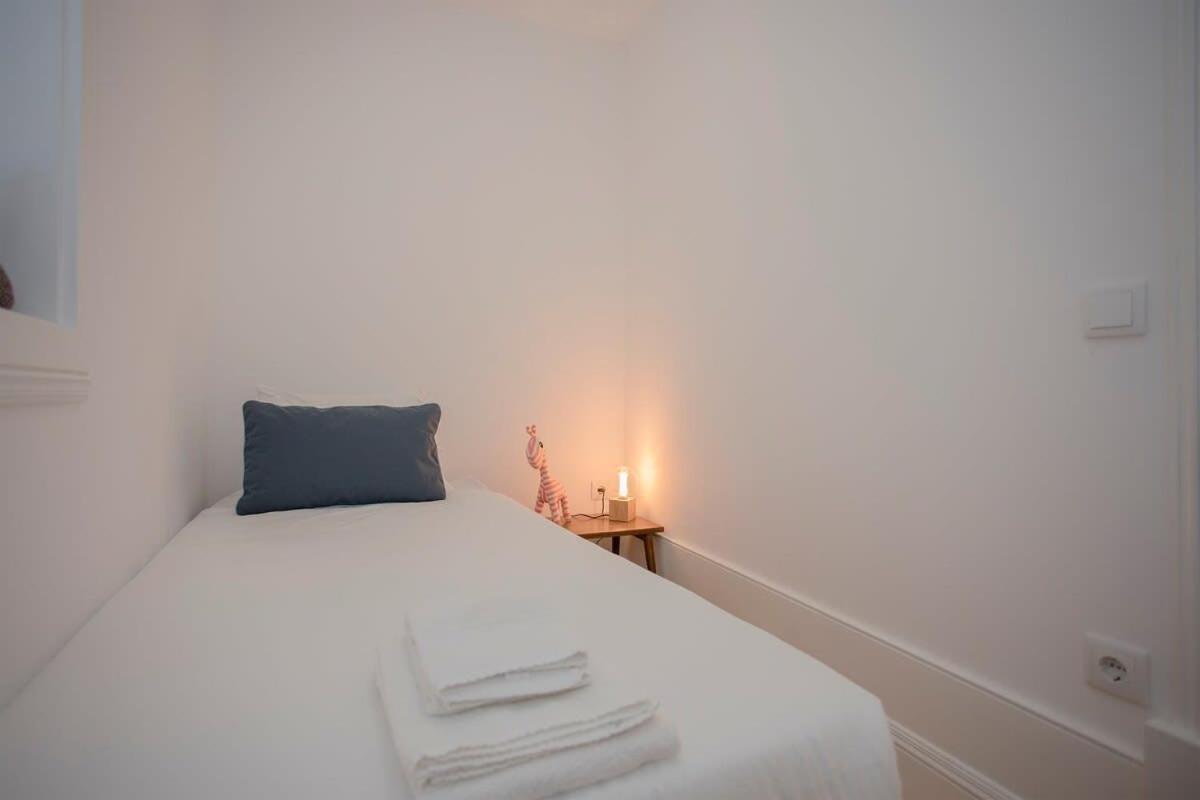 Liiiving In Porto - Clerigos Terrace Apartment Экстерьер фото